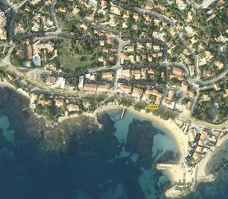 Chez Louis Hotel 3*